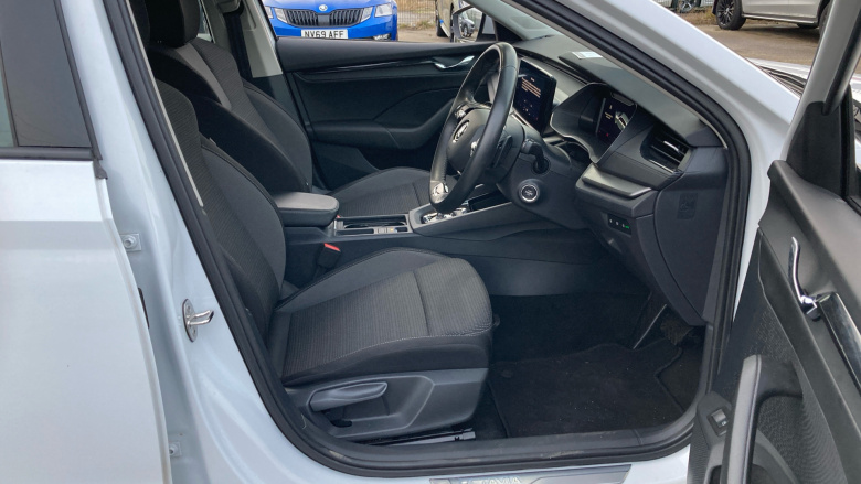 Skoda Octavia 1.4 TSI iV SE Technology DSG 5dr Estate